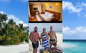 Blue Wave Guesthouse Maldives - Book Fb A Week Gets A Free Excursion